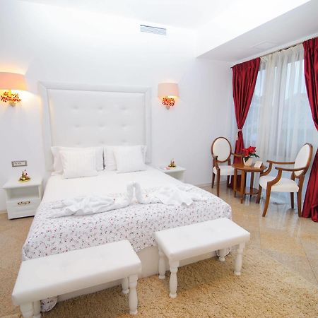 Dbh Bucharest Hotell Eksteriør bilde