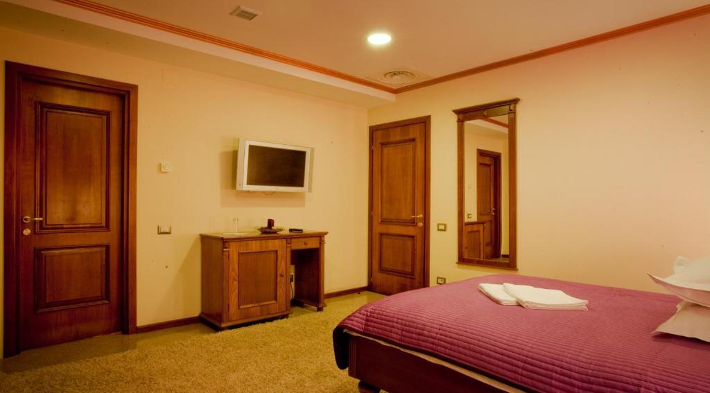 Dbh Bucharest Hotell Rom bilde
