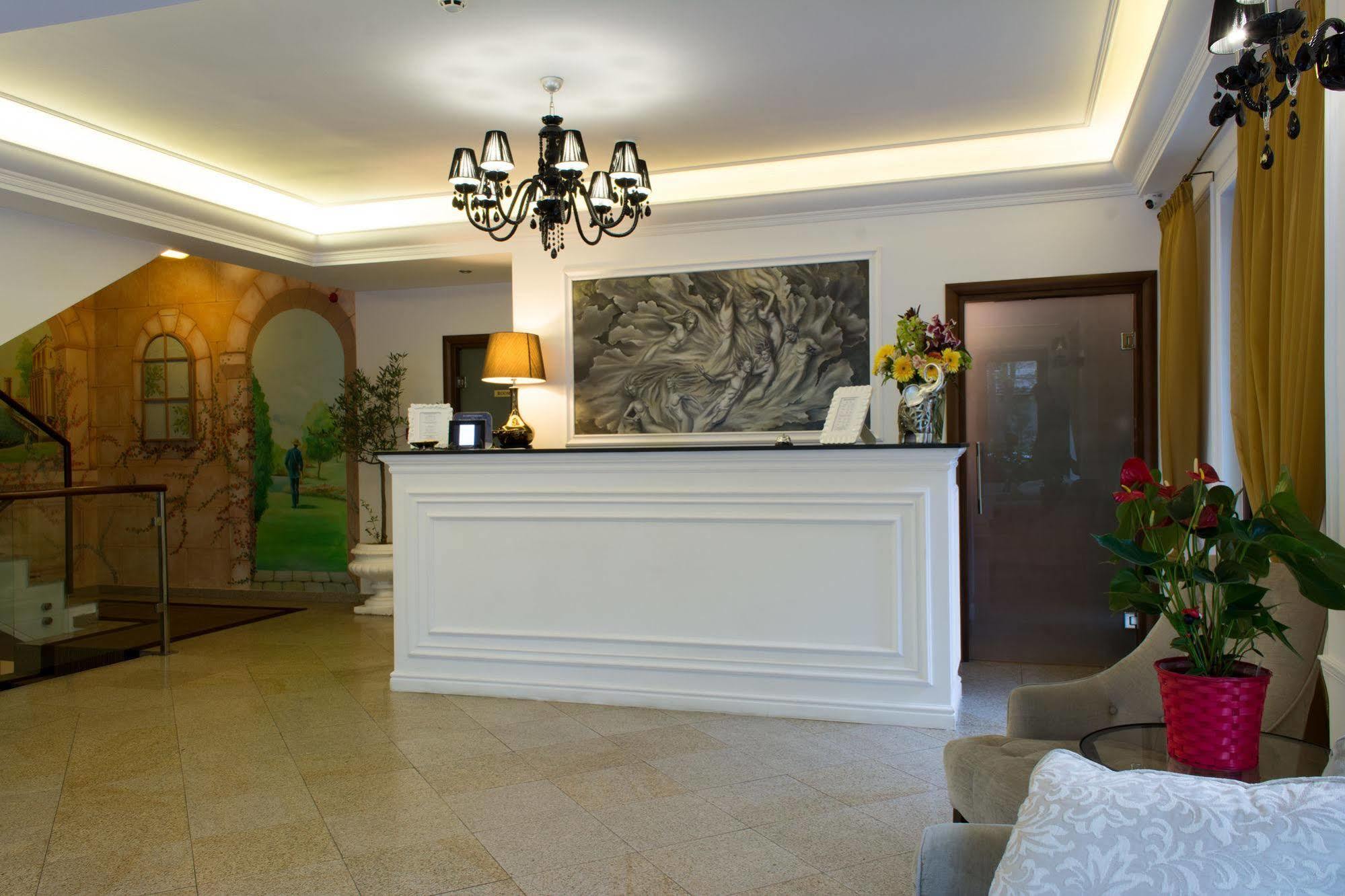 Dbh Bucharest Hotell Eksteriør bilde
