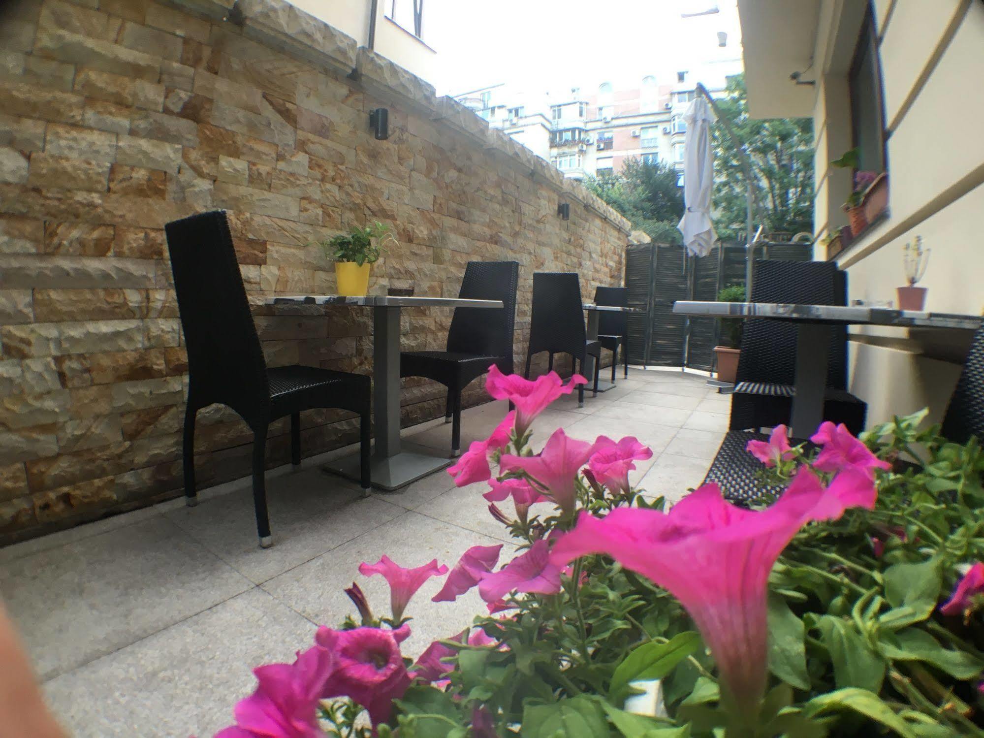 Dbh Bucharest Hotell Eksteriør bilde