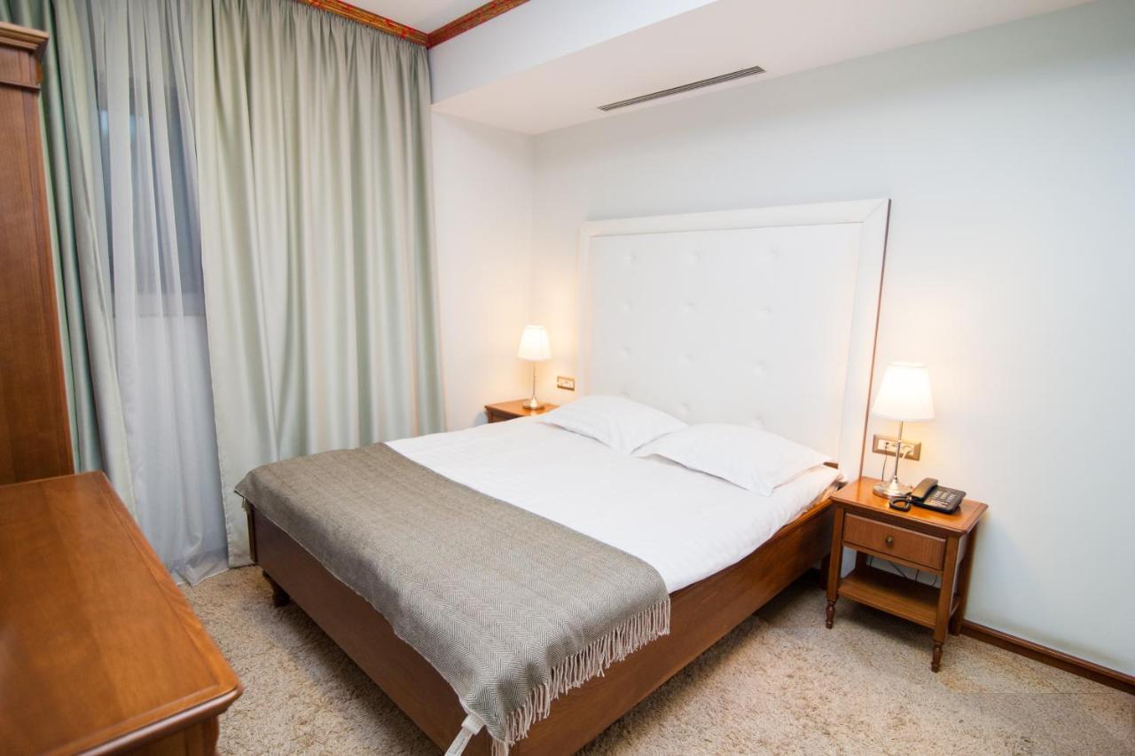 Dbh Bucharest Hotell Eksteriør bilde